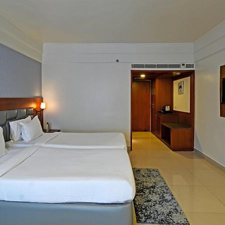 Palette Madhapur Hotel Haidarábád Kültér fotó