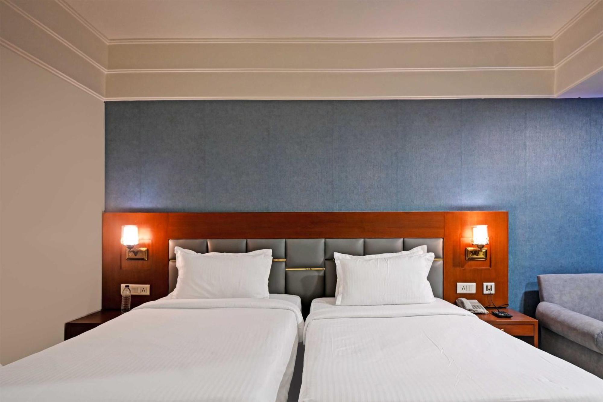Palette Madhapur Hotel Haidarábád Kültér fotó
